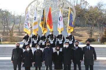 호국원 참배